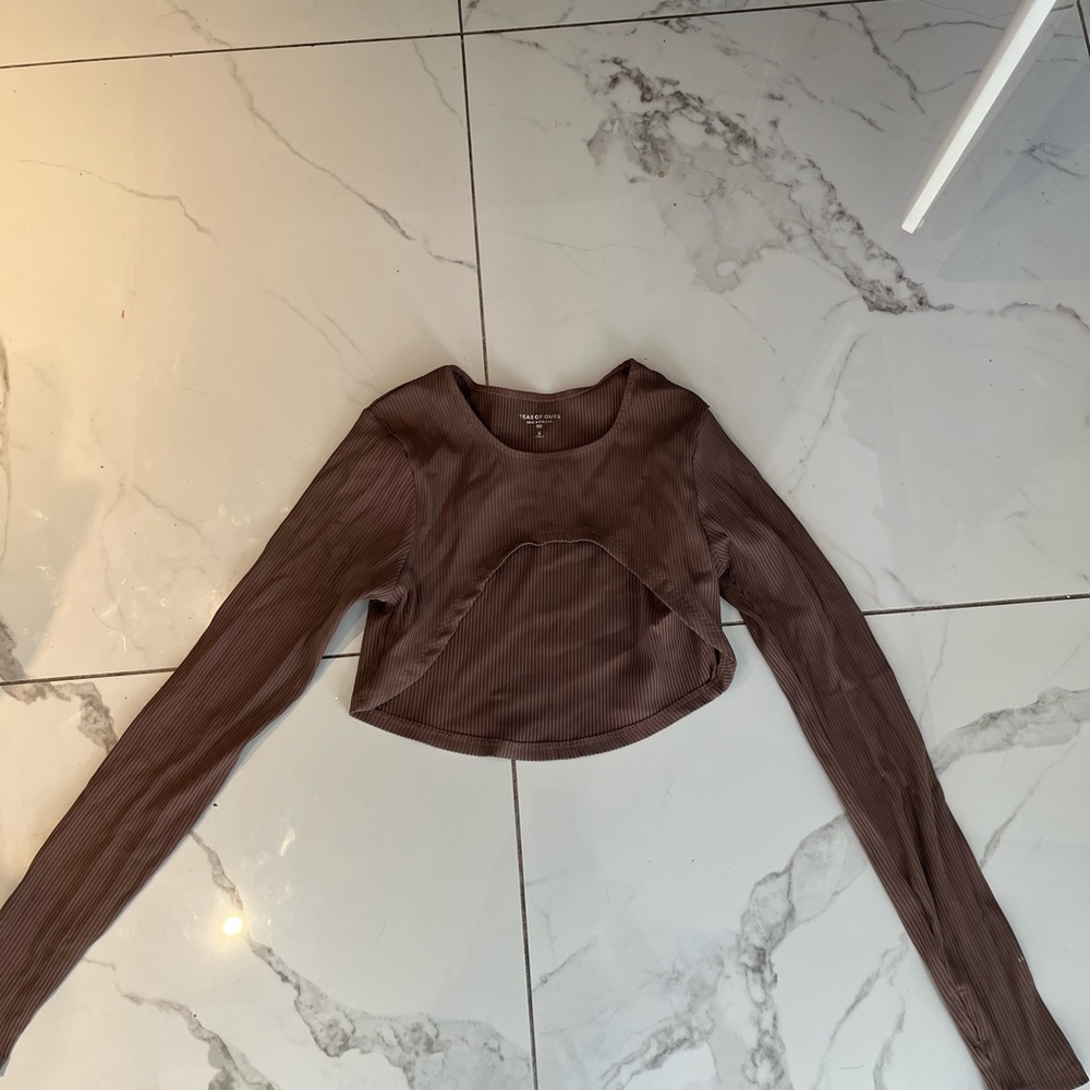 Year of Ours Chocolate Long Sleeve Crop Top